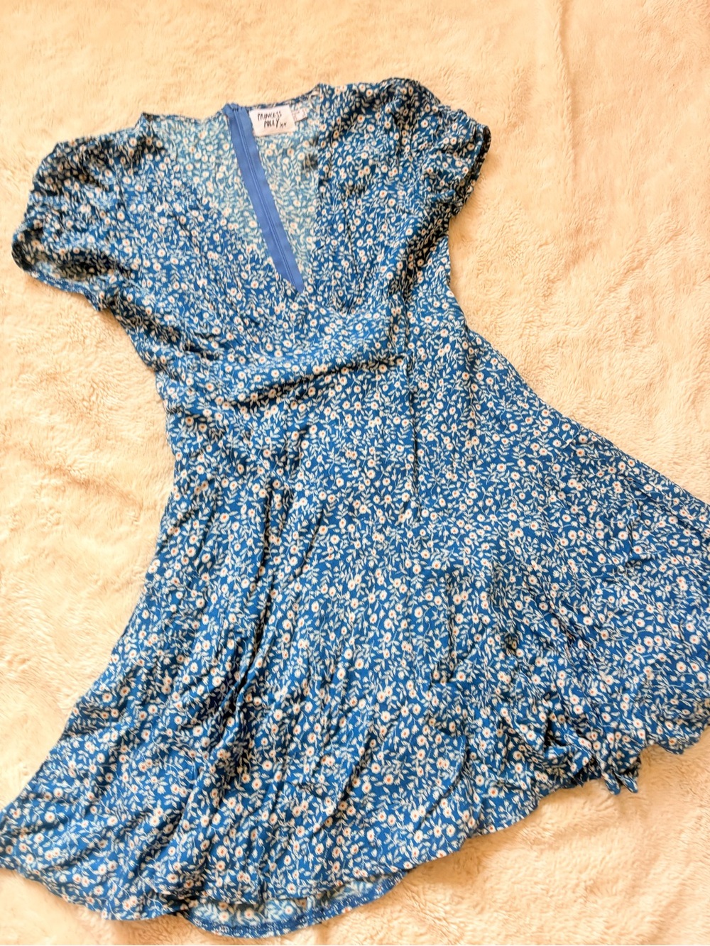 Princess Polly Blue Floral Mini Dress – Size 2 | Soft‑Girl | Summer Romance - Picture 4 of 7
